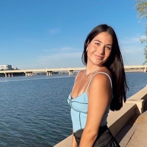 Meet your Posher, Tate